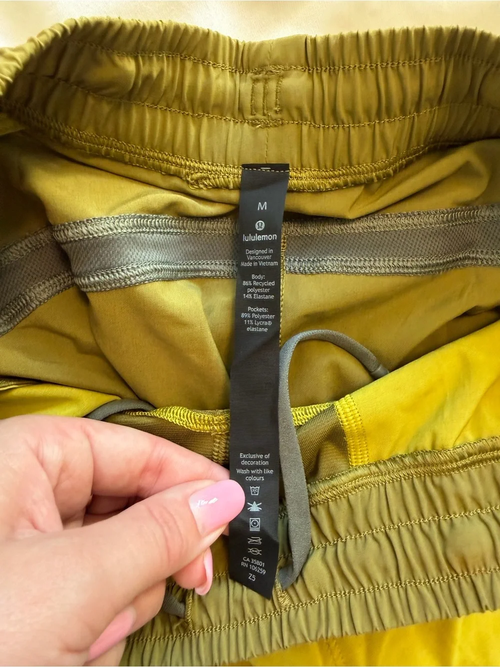 NWT Lululemon Pace Breaker 7